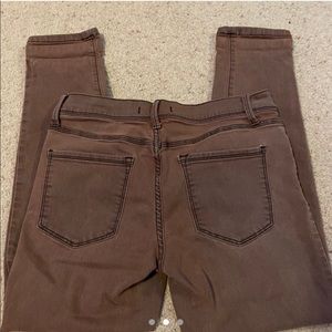 Brown straight leg jeans from Free People! Size 28”
